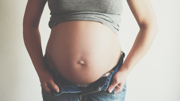 Beneficios de la ropa maternal: comodidad y estilo en el embarazo